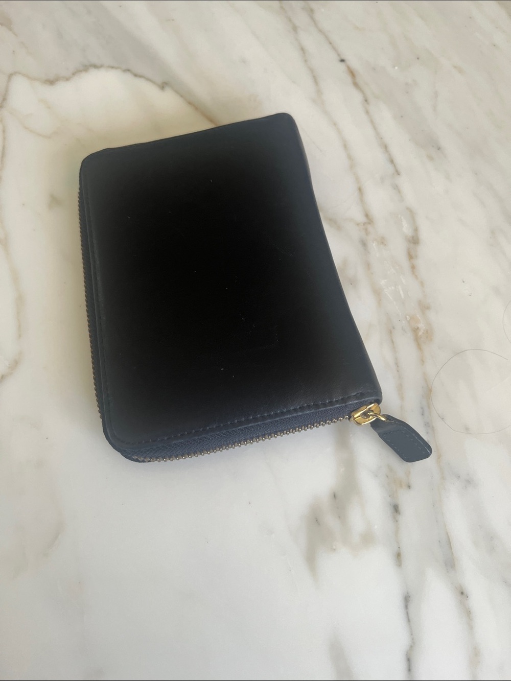 HOBO leather  Black Zip around 6 ring Wallet planner